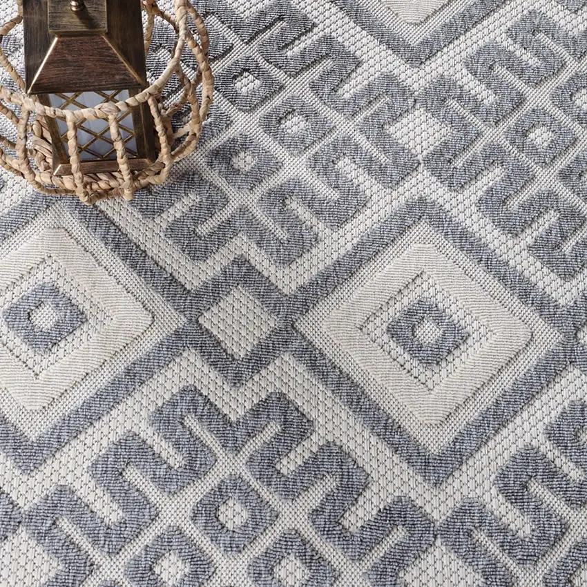 6' X 9' Cream Geometric Stain Resistant Non Skid Indoor Outdoor Area Rug Photo 4
