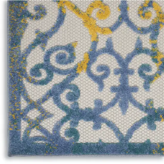 8' Ivory And Blue Indoor Outdoor Area Rug Photo 5