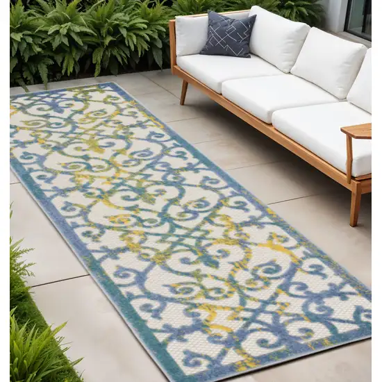 8' Ivory And Blue Indoor Outdoor Area Rug Photo 2