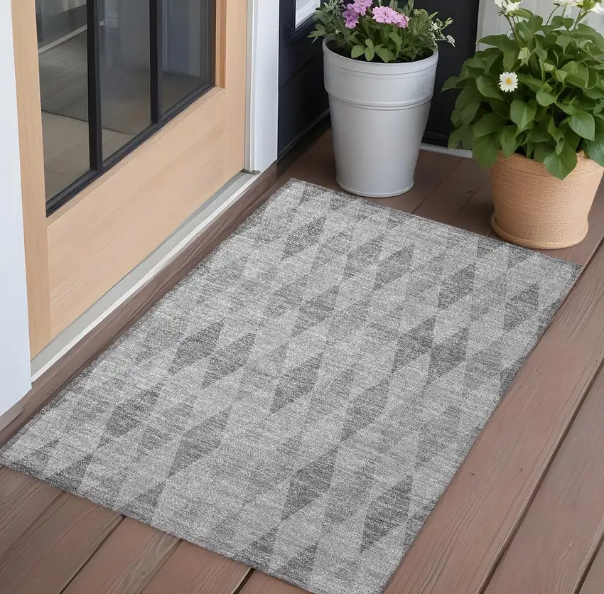Gray Geometric Washable Non Skid Indoor Outdoor Area Rug Photo 1