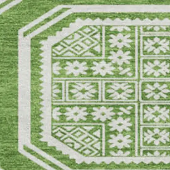 8' X 8' Green And Ivory Geometric Washable Round Rug With UV Protection Photo 2