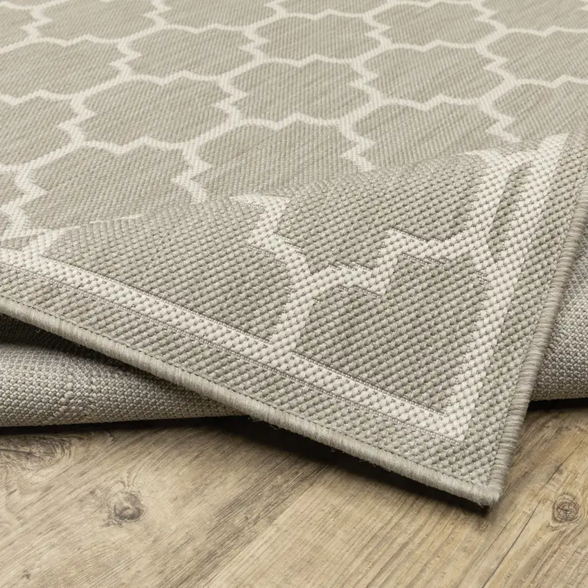 2' X 7' Grey Geometric Stain Resistant Indoor Outdoor Area Rug Photo 6