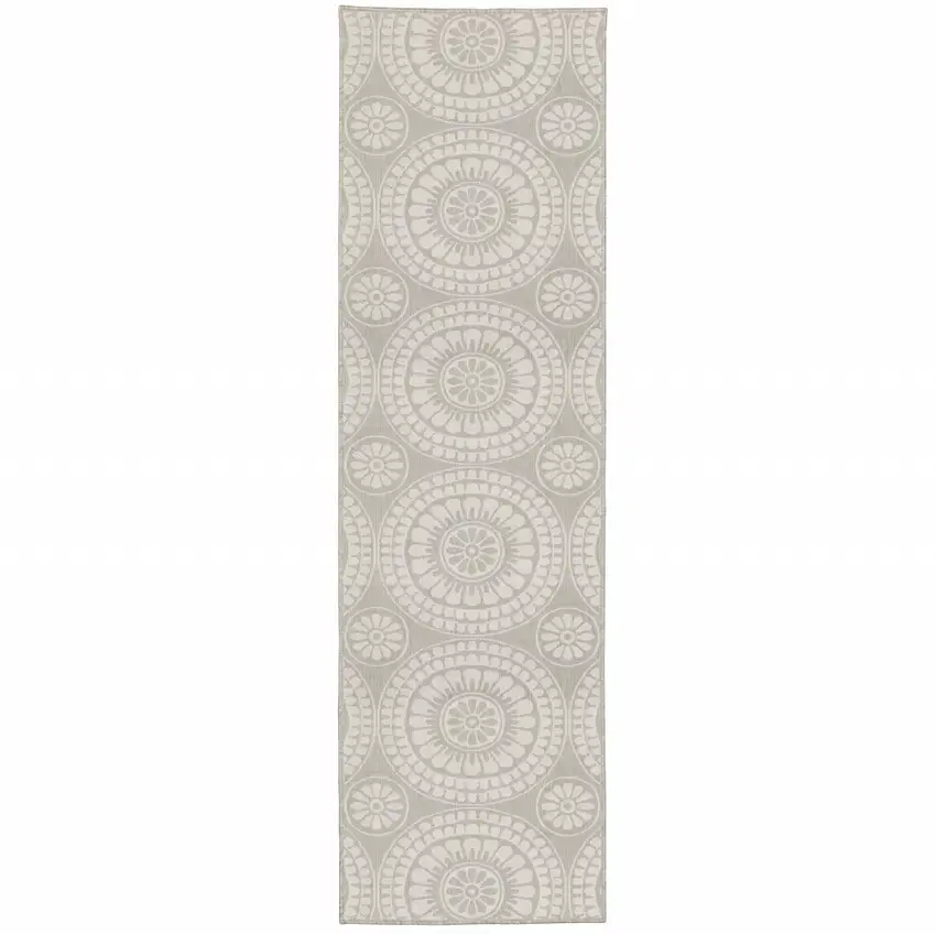 2' X 7' Grey Geometric Stain Resistant Indoor Outdoor Area Rug Photo 1