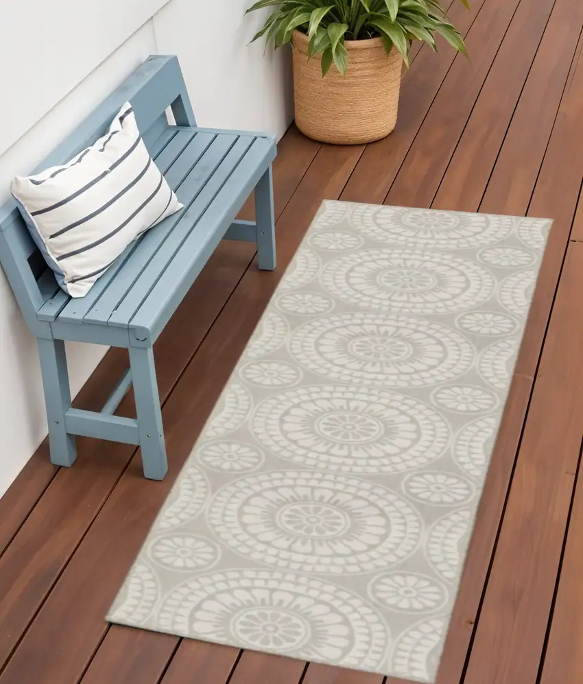 Gray and Ivory Geometric Stain Resistant Indoor Outdoor Area Rug Photo 1