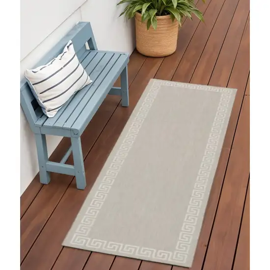 Gray and Ivory Stain Resistant Indoor Outdoor Area Rug Photo 1