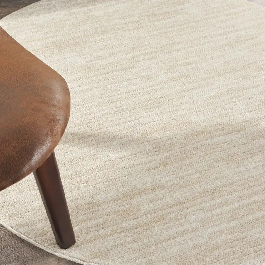 4' Beige And Ivory Round Indoor Outdoor Area Rug Photo 5