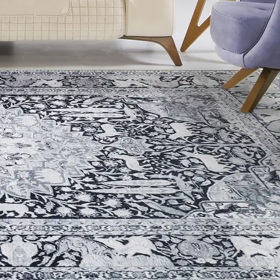 7' X 9' Medallion Stain Resistant Area Rug Photo 6