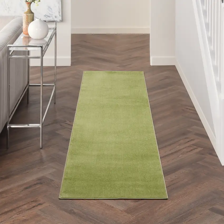 8' Green Indoor Outdoor Runner Rug Photo 5
