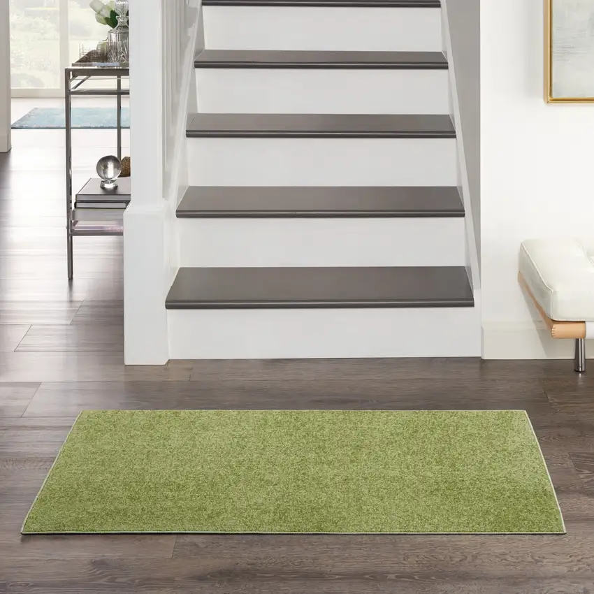 2' X 4' Green Non Skid Indoor Outdoor Runner Rug Photo 6
