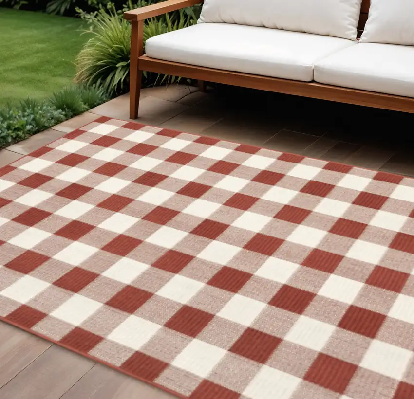 Red And Ivory Geometric Indoor Outdoor Area Rug Photo 1