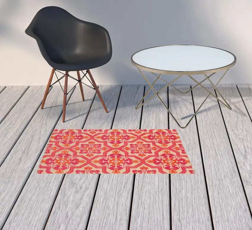 2' X 4' Sand Geometric Stain Resistant Indoor Outdoor Area Rug Photo 2