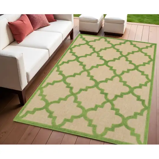 Green Geometric Stain Resistant Indoor Outdoor Area Rug Photo 1