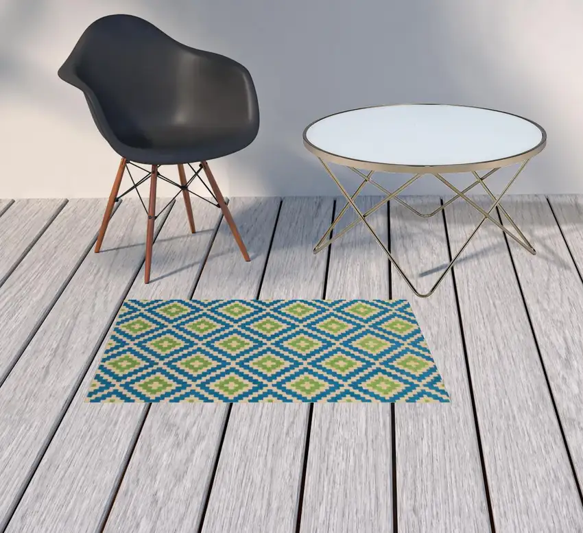 2' X 4' Sand Geometric Stain Resistant Indoor Outdoor Area Rug Photo 2