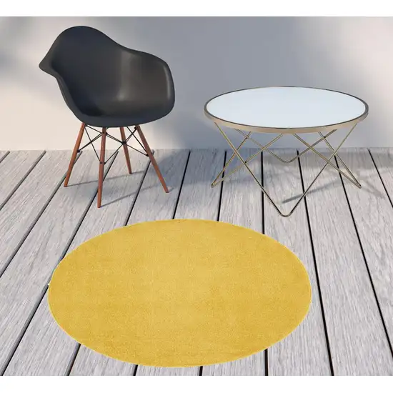 4' X 4' Yellow Round Non Skid Indoor Outdoor Area Rug Photo 2