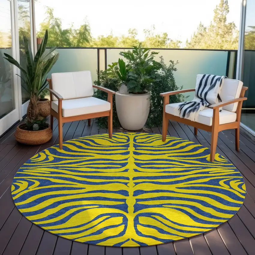 8' Yellow And Blue Round Animal Print Washable Indoor Outdoor Area Rug Photo 7