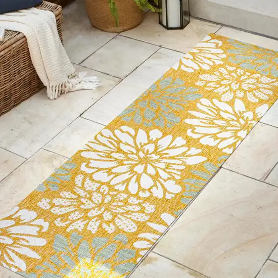 8' Yellow And Cream Floral Indoor Outdoor Runner Rug Photo 5