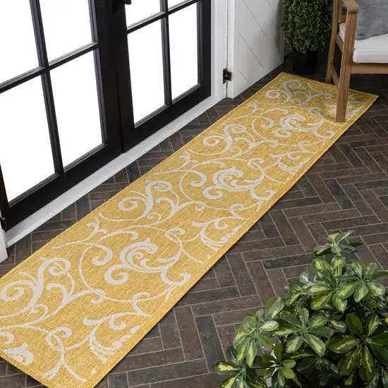 8' Yellow And Cream Floral Indoor Outdoor Runner Rug Photo 5