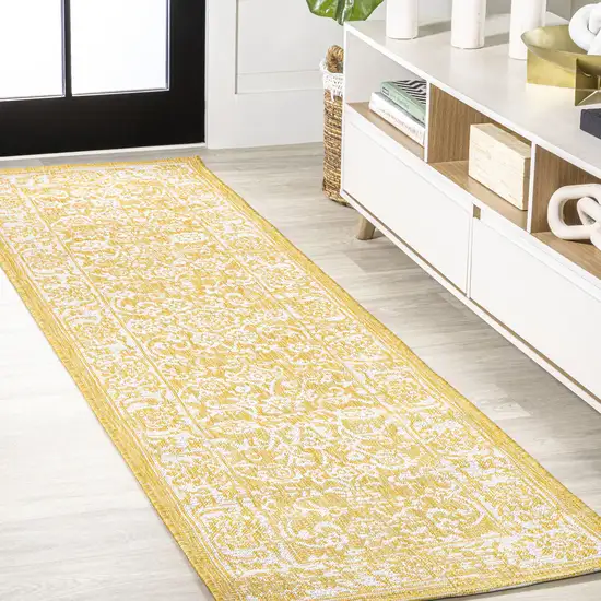 10' Yellow And Cream Medallion Indoor Outdoor Runner Rug Photo 4