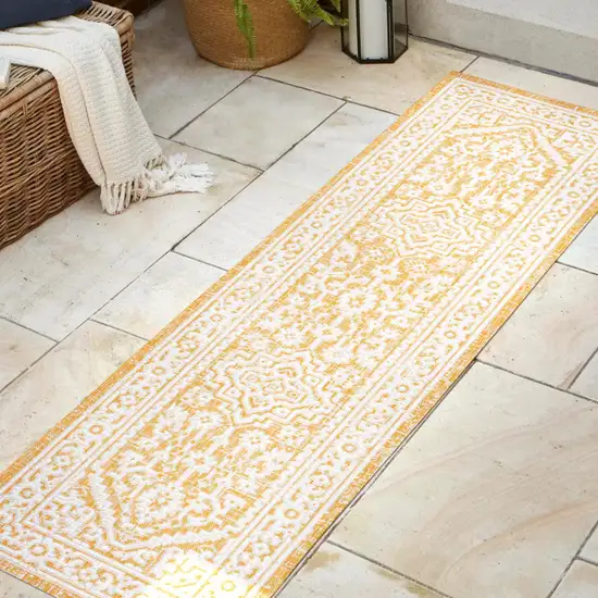 10' Yellow And Cream Medallion Indoor Outdoor Runner Rug Photo 5