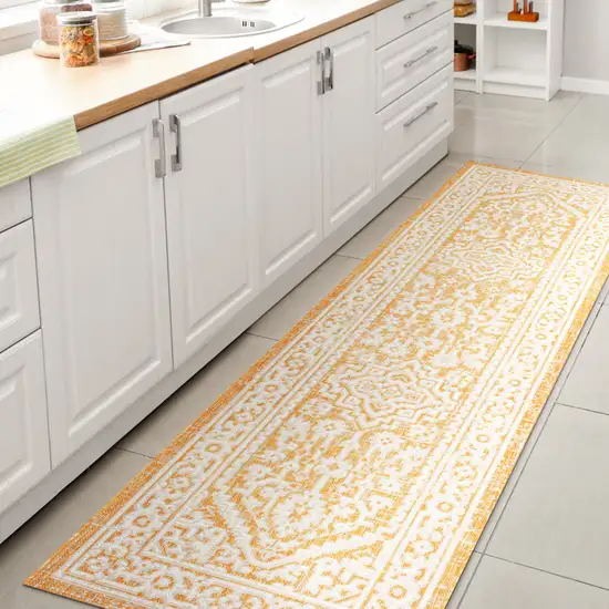 8' Yellow And Cream Medallion Indoor Outdoor Runner Rug Photo 6