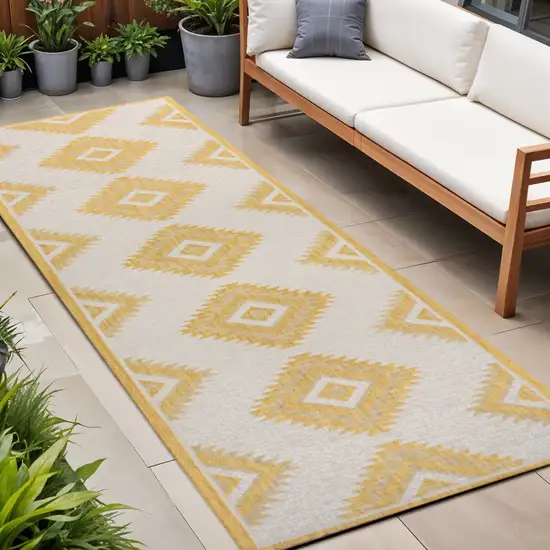 8' Yellow And Cream Moroccan Indoor Outdoor Runner Rug Photo 1