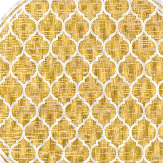 5' Yellow And Cream Round Geometric Indoor Outdoor Area Rug Photo 2
