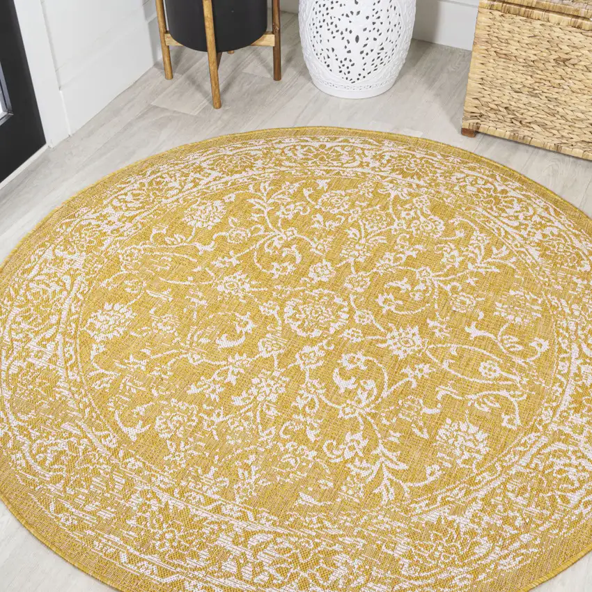 5' Yellow And Cream Round Medallion Indoor Outdoor Area Rug Photo 4