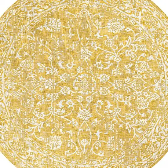 5' Yellow And Cream Round Medallion Indoor Outdoor Area Rug Photo 2