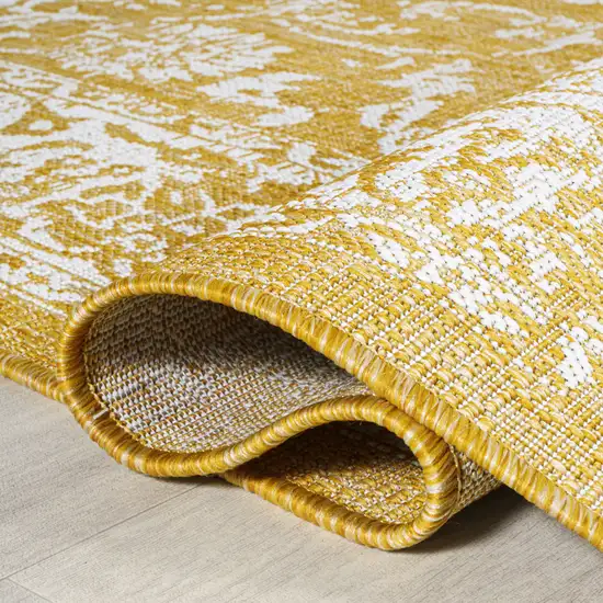 5' Yellow And Cream Round Medallion Indoor Outdoor Area Rug Photo 9