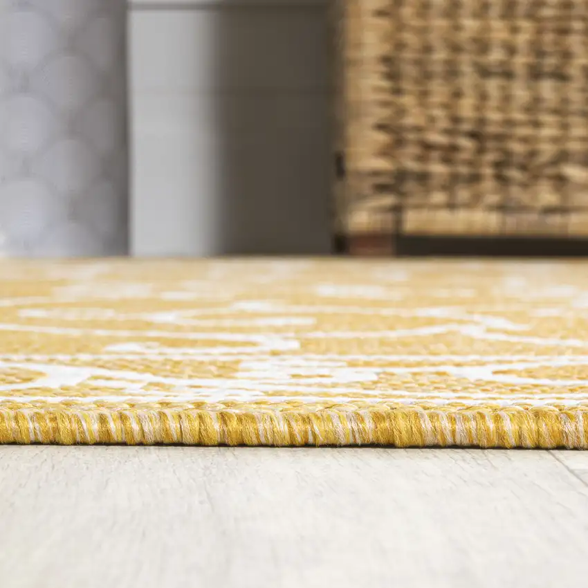 5' Yellow And Cream Round Medallion Indoor Outdoor Area Rug Photo 7