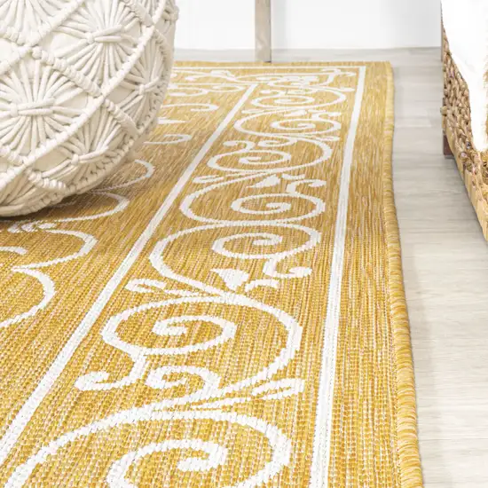 5' Yellow And Cream Round Medallion Indoor Outdoor Area Rug Photo 5