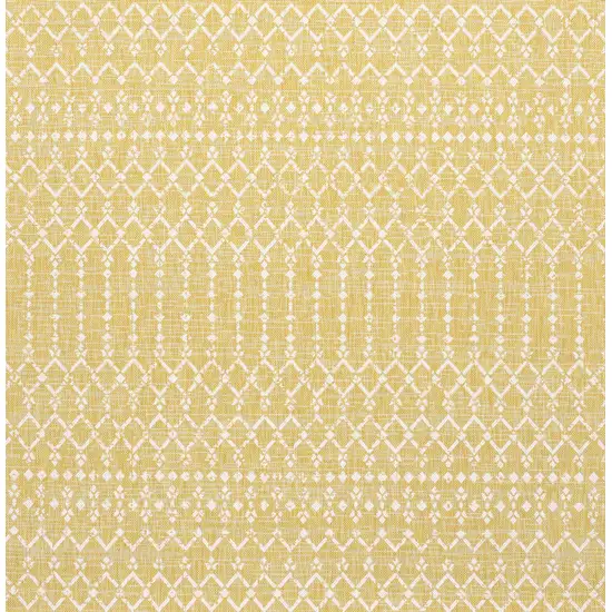 5' Yellow And Cream Square Trellis Indoor Outdoor Area Rug Photo 1