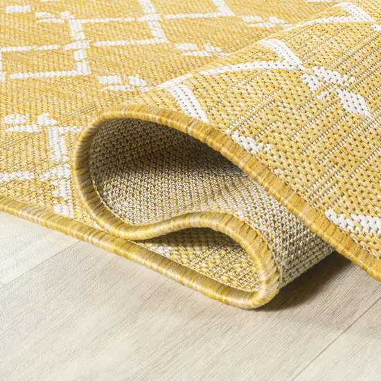 5' Yellow And Cream Square Trellis Indoor Outdoor Area Rug Photo 9