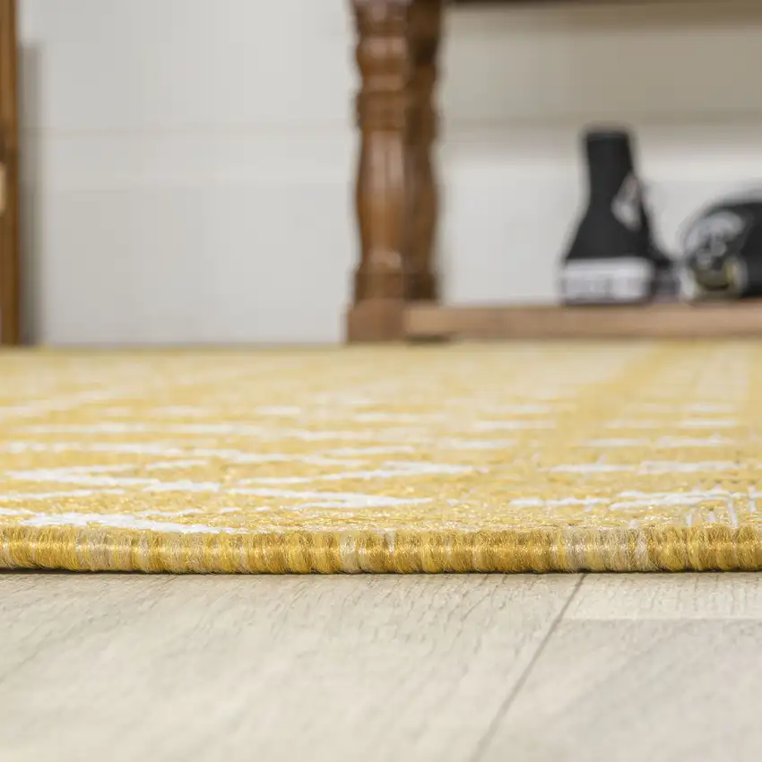 10' Yellow And Cream Trellis Indoor Outdoor Runner Rug Photo 6