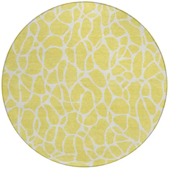 8' Yellow And Ivory Round Geometric Washable Indoor Outdoor Area Rug Photo 4