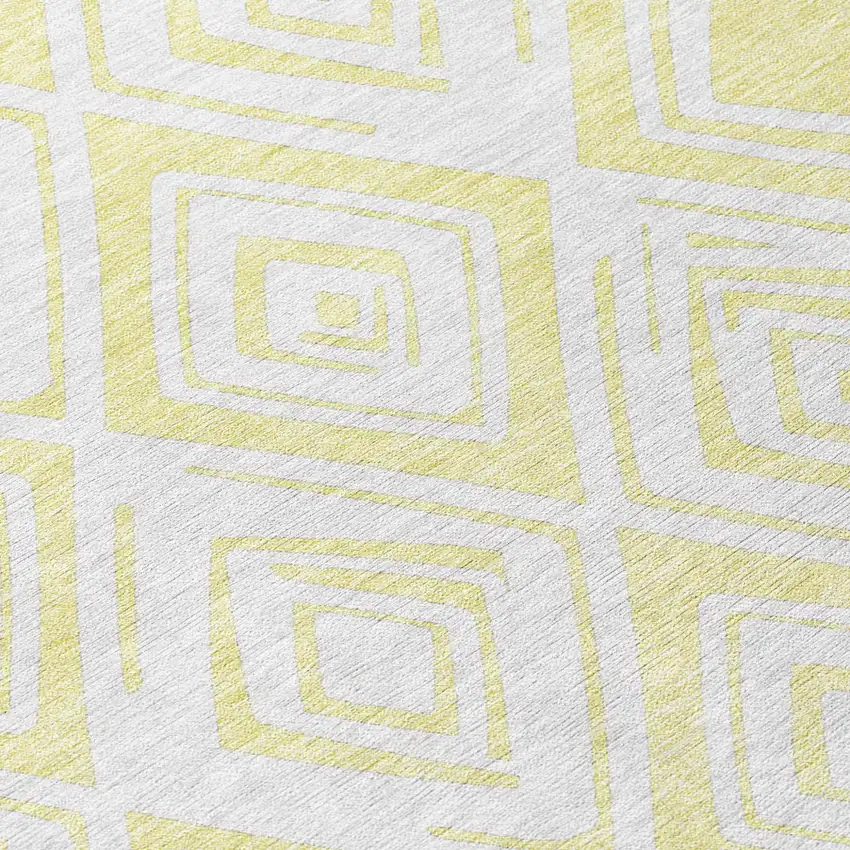 8' Yellow And Ivory Round Geometric Washable Indoor Outdoor Area Rug Photo 4