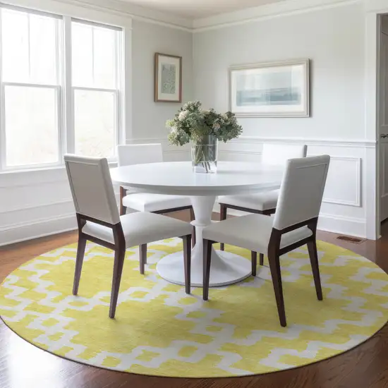 8' Yellow And Ivory Round Geometric Washable Indoor Outdoor Area Rug Photo 8
