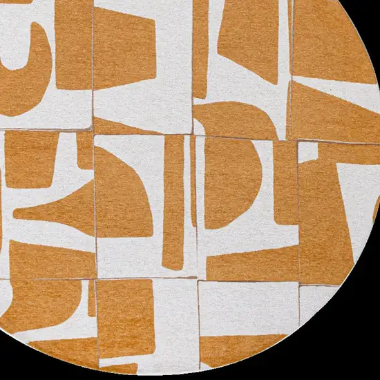 5' Yellow And White Geometric Washable Round Rug Photo 7