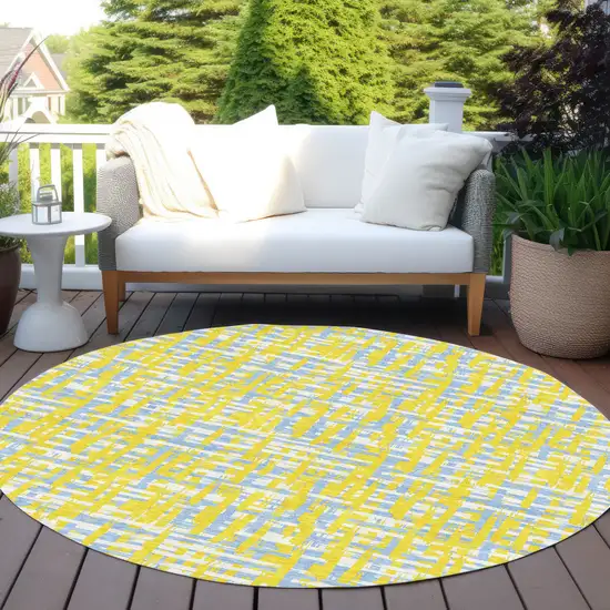 8' Yellow Denim Blue And Beige Round Abstract Washable Indoor Outdoor Area Rug Photo 7