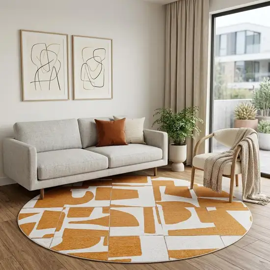 8' Yellow and White Round Geometric Non Skid Area Rug Photo 1