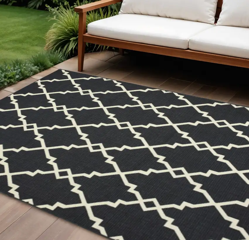 Black And Ivory Indoor Outdoor Area Rug Photo 1