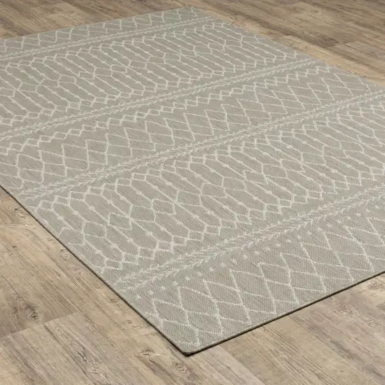 10'x13' Gray and Ivory Geometric Indoor Outdoor Area Rug Photo 6
