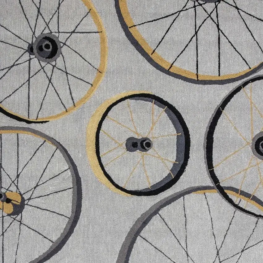 Gray Hand Hooked Wheels Area Rug Photo 3