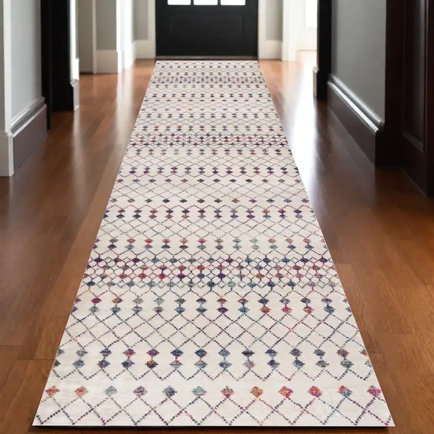 15' Cream Ikat Area Rug Photo 1