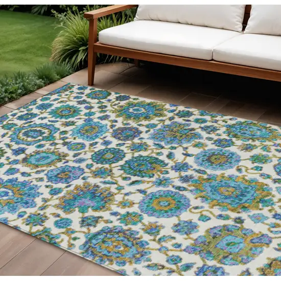 Aqua And Ivory Floral Medallion Washable Indoor Outdoor Area Rug Photo 2