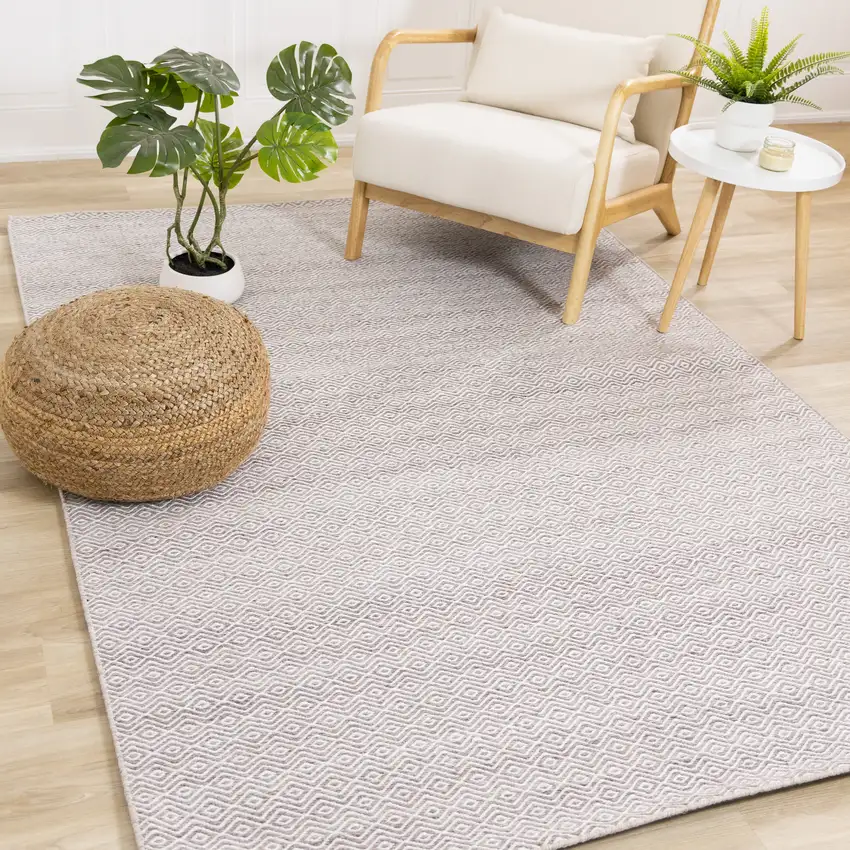 Beige And Cream Geometric Hand Woven Area Rug Photo 6
