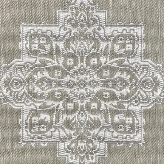 Beige And Cream Medallion Indoor Outdoor Area Rug Photo 3