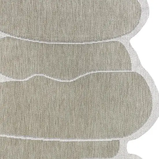 Beige And Cream Medallion Indoor Outdoor Area Rug Photo 2