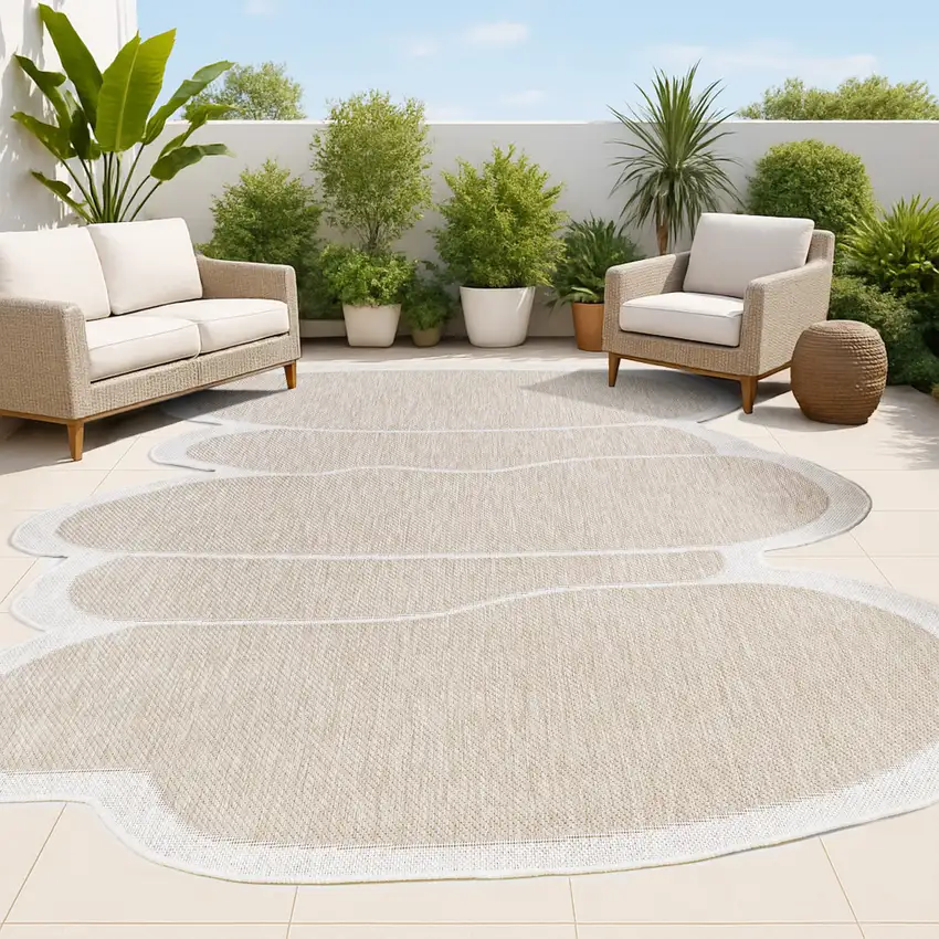 Beige And Cream Medallion Indoor Outdoor Area Rug Photo 4