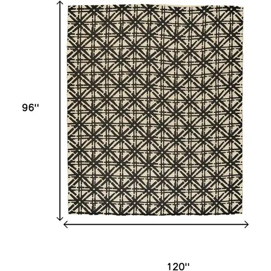 Beige And Gray Floral Hand Woven Area Rug Photo 4